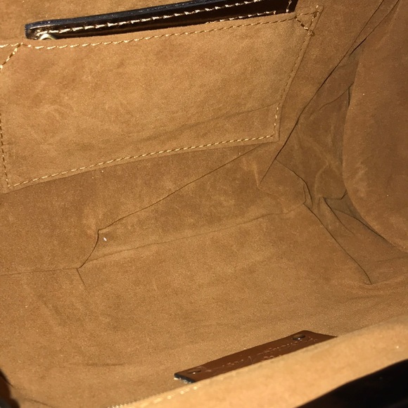 Patricia Nash Convertible Crossbody & Dust Bag - Picture 6 of 11